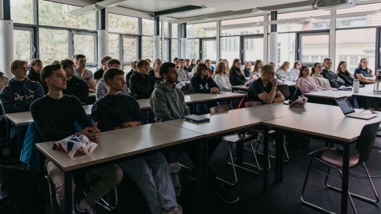 Erstsemester bei den Studieneinführungstagen