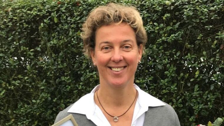 Steffi Nerius erhält DOSB Stipendium