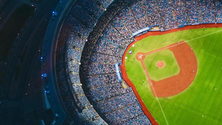 Blick auf eine Baseball-Arena von oben
